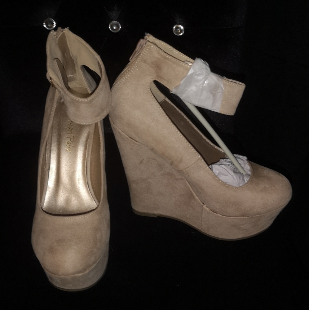 Dream Pairs Wegde, Nude, Heal with ankle strap